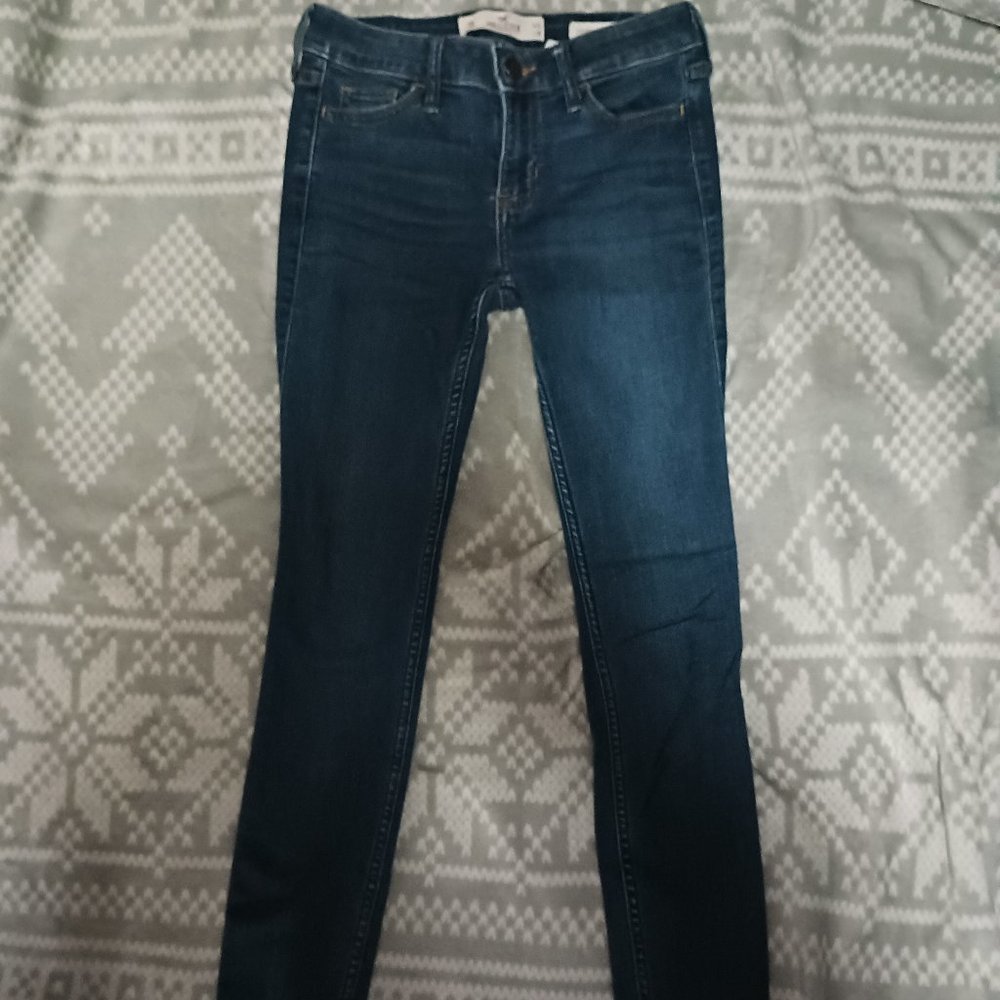 Hollister skinny jeans